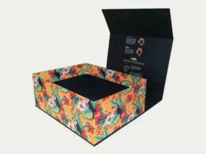 Custom Magnetic Closure boxes